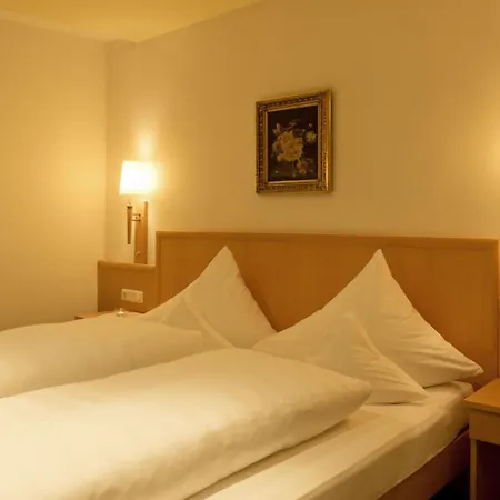 Angelika Hotel 3*