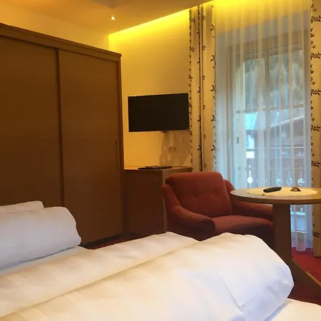 Angelika Hotel 3*